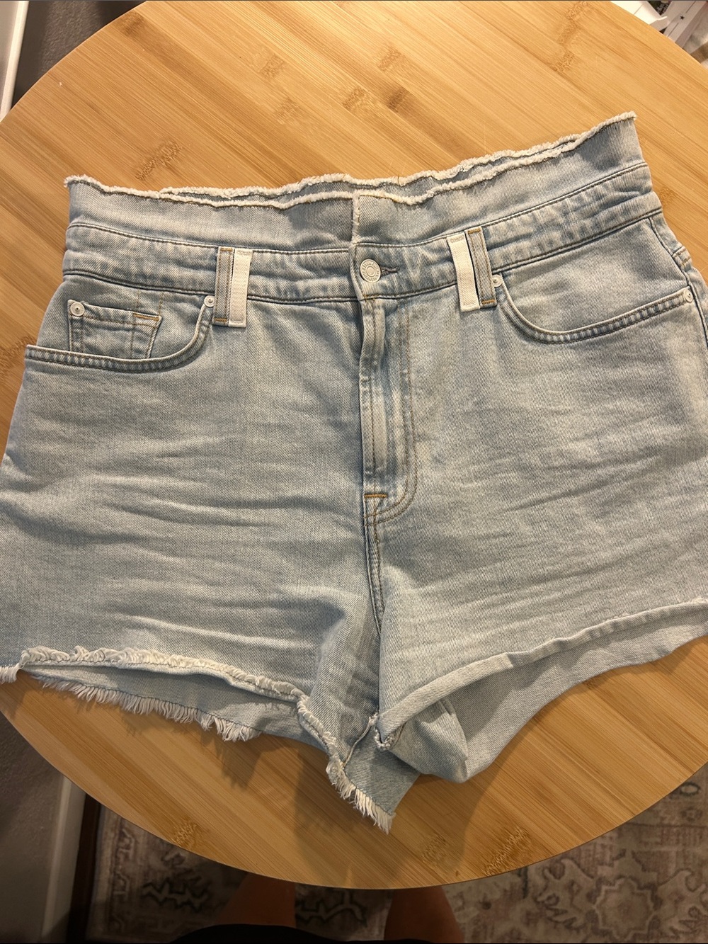 7 For All Mankind Women’s Size 31 Light Wash High Rise Raw Hem Denim Shorts